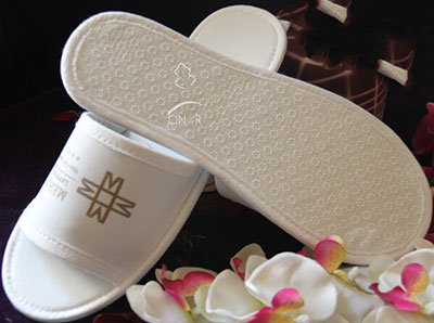 baskili kaymaz terlik